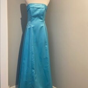 NWT Urban Girl Nites Strapless Prom Dress